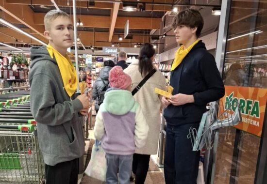 Maisto aukojimo akcija „Padovanok šventę visiems”